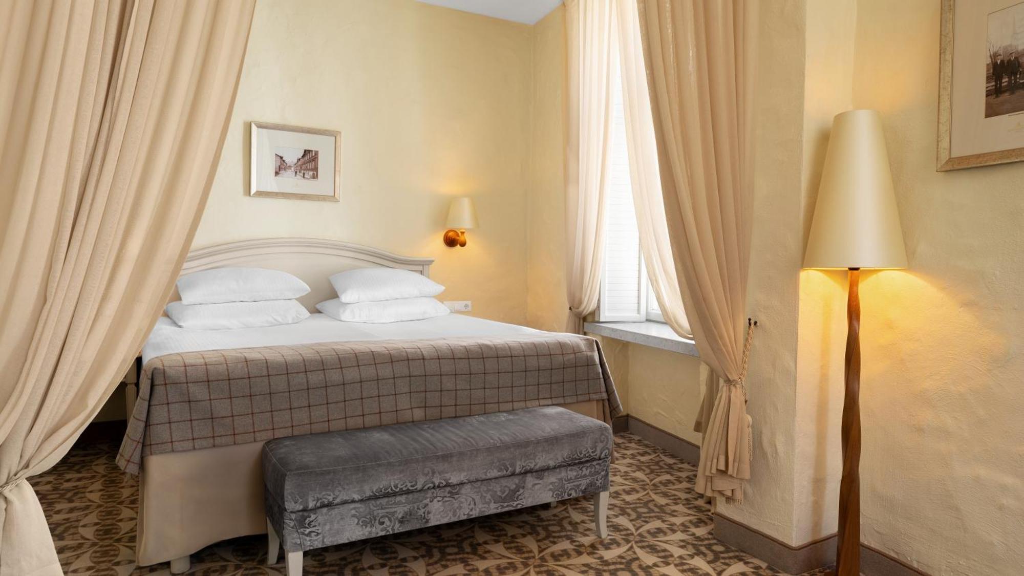 Hotel Rixwell Collection Savoy Boutique 4*